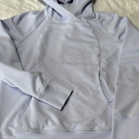 Lululemon Scuba Hoodie - Picture 4 of 10